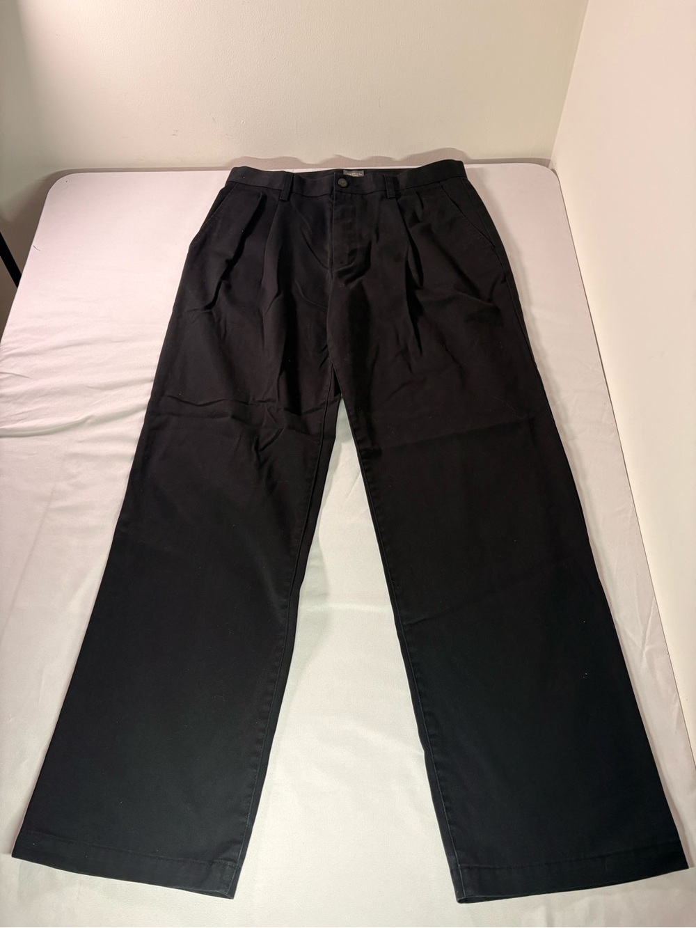 Men's Classic Pleated Black Pants( ub 2)